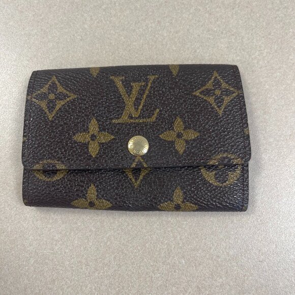 Louis Vuitton Vintage Monogram 6 Key Cles - Preowned - Picture 1 of 9
